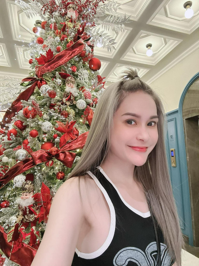 Nữ đại gia quận 7 cũng không còn đăng tải hay nhắc đến những thông tin xoay quanh căn biệt thự này. Ảnh: FBNV doan-di-bang9.jpg