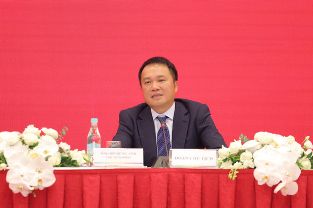 Câu chuyện khởi nghiệp thăng trầm của 6 tỷ phú Việt Nam được Forbes vinh danh - Hình 6 Cau chuyen khoi nghiep thang tram cua 6 ty phu Viet Nam duoc Forbes vinh danh-Hinh-6