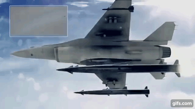 Lần đánh phá này có nét khác biệt đó là tiêm kích F-16 của IAF đã bay vào sâu trong không phận Syria để ném bom chứ không phóng tên lửa từ đất Lebanon như trước nữa.