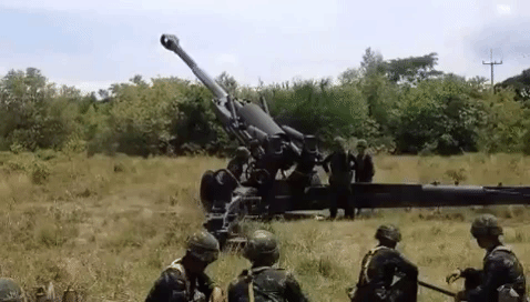 Ngoài thông tin Mỹ bí mật chuyển pháo M198 ra, phiến quân Syria còn thu được loại pháo này từ tay quân đội Iraq.
