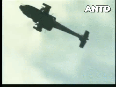 Ấn Độ vừa điều động 8 trực thăng tấn công AH-64E Apache 8 của Mỹ tới sát biên giới với Pakistan giữa lúc leo thang căng thẳng ở khu vực Kashmir.