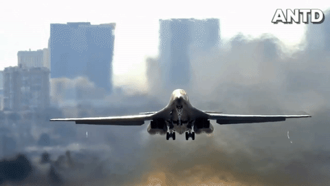 Phiên bản đầu tiên của dòng Lancer mang tên B-1A được tập đoàn Rockwell International thiết kế từ giữa thập niên 1970, đáp ứng nhu cầu của không quân Mỹ về loại oanh tạc cơ hạt nhân chuyên hoạt động ở tầm cao và đạt tốc độ trên 2.500 km/h. Tuy nhiên, chỉ có 4 chiếc B-1A được chế tạo trước khi tổng thống Mỹ Jimmy Carter hủy dự án năm 1977.