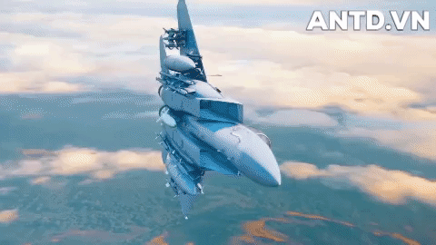 Mỹ đã ngừng sản xuất chiến đấu cơ F-15 phiên bản A, B, C, D nhưng họ vẫn đang tiếp tục sản xuất phiên bản E.