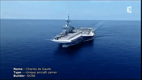Không gây ồn ào cũng như thu hút nhiều sự chú ý, tuy nhiên tàu sân bay hạt nhân Charles de Gaulle của hải quân Pháp đã bất ngờ xuất hiện trên biển Địa Trung Hải, ngay sát bờ biển Syria.