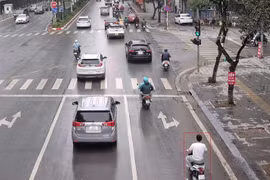 Camera AI phát hiện 23 trường hợp vượt đèn đỏ trên phố Phạm Văn Bạch, Hà Nội