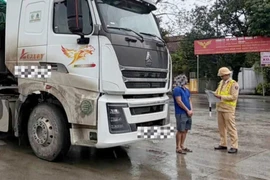 Công ty HTLC bị phạt vì giao xe không có phù hiệu cho người làm công