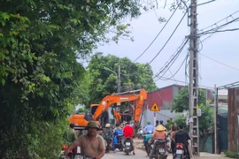 Thấy gì từ việc cưỡng chế vi phạm TTXD tại Tây Tựu?