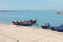 Biết gì về công ty Đông Bắc A vừa động thổ mỏ cát lớn?