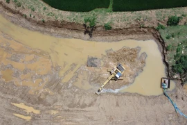 Hòa Bình tạm dừng thi công dự án nạo vét suối Trò