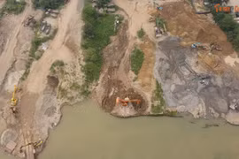 Khi nào di dời bãi vật liệu trong đất dự án ở Phú Thượng?