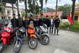 Bắt nhóm 'quái xế' mang hung khí lạng lách trên đường Bắc Ninh