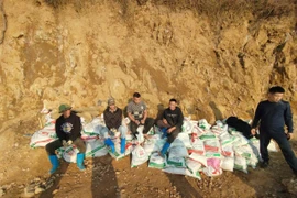 Phát hiện nhóm người khai thác khoáng sản trái phép ở Phú Thọ