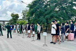 Tìm “việc nhẹ, lương cao” nhiều người bị chích điện ở Campuchia