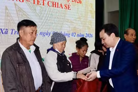 Hơn 100 suất quà Tết gửi tới hộ gia đình hoàn cảnh khó khăn ở Hải Phòng