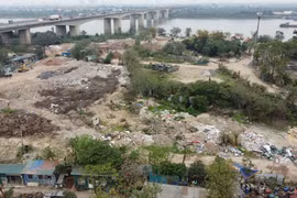 Cần tuân thủ nghiêm ngặt quy hoạch xây nhà trên bãi sông ở Hà Nội