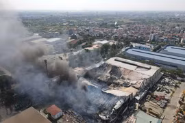 Hiện trường vụ cháy nhà xưởng của Công ty Đại Phát