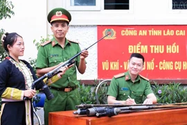 Công an xã ở Lào Cai thu hồi 114 vũ khí, vật liệu nổ