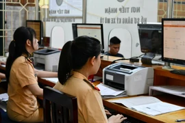 Cảnh sát phát hiện một người đứng tên hơn 7.000 xe máy