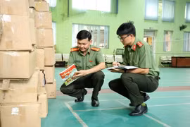 Bắc Ninh khen thưởng vụ phá đường dây sản xuất, buôn bán sách giáo khoa giả