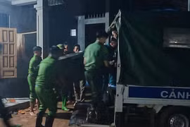 Toàn cảnh di dời người dân ở Pà Cò khỏi khu nguy cơ sạt lở