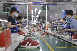 Giầy Thượng Đình kinh doanh sao trước tin Hà Nội thoái vốn?