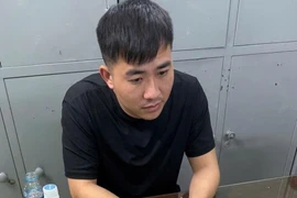 Công an Hà Nội bắt giữ đối tượng truy nã khi đang đi dạo công viên 