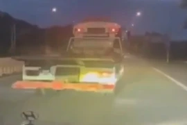 Xử phạt tài xế xe cứu hộ cố tình cản trở xe phía sau tại Bắc Ninh