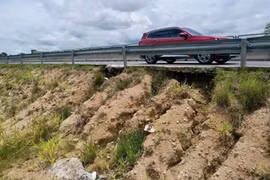 Phó Thủ tướng yêu cầu rà soát toàn bộ dự án cao tốc Vĩnh Hảo - Phan Thiết