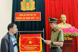 Khởi tố người đàn ông say rượu, dùng dao quân dụng chém hàng xóm