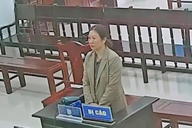 Bị phạt 12 tháng tù vì mua bán trái phép hóa đơn