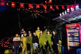 Công an giải cứu nam du khách Nhật Bản bị lạc trên núi Hàm Rồng