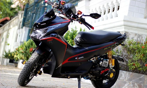 Honda Air Blade lên đủ đồ chơi hàng hiệu tại Sài Gòn