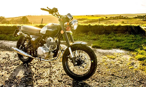 Mẫu môtô “nhái” Scrambler đẹp lung linh, giá rẻ