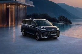 Buick GL8 2026 ra mắt, MPV 7 chỗ "sang chảnh'' từ 32.000 USD