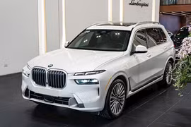 BMW X7 tại Việt Nam "ưu đãi sốc" tới 800 triệu tại đại lý