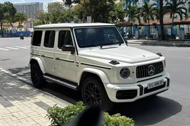 "Soi" Mercedes-AMG G63 gắn biển gần 1 tỷ của đại gia Tp.HCM