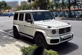 "Soi" Mercedes-AMG G63 gắn biển gần 1 tỷ của đại gia Tp.HCM