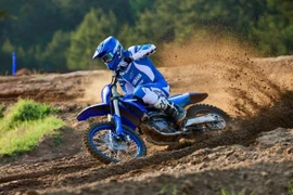 Cào cào YZ450F 2026 ''vũ khí mới của Yamaha'' ở đường đua MX