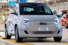 "Soi" Fiat 500 - ôtô mini huyền thoại thêm động cơ hybrid