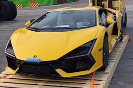 Tận thấy Lamborghini Revuelto hơn 50 tỷ đầu tiên về Việt Nam
