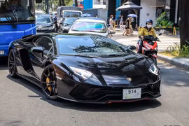 Lamborghini Aventador S hơn 45 tỷ của đại gia bí ẩn ở TP.HCM
