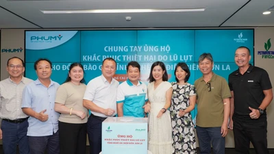 PVFCCo - Phú Mỹ quyên góp ủng hộ đồng bào bị thiệt hại do bão lũ