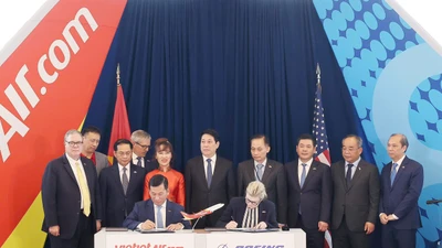 Chủ tịch nước Lương Cường chứng kiến Vietjet nhận tàu bay Boeing đầu tiên