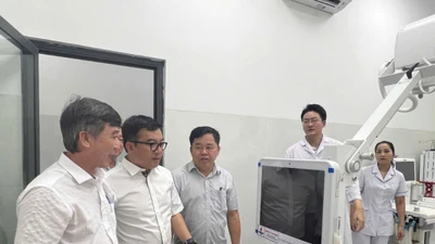 BSR tặng trang thiết bị y tế hiện đại giá 20 tỷ cho Côn Đảo