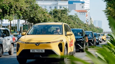 250 chiếc VinFast Limo Green đồng loạt bàn giao khắp 3 miền
