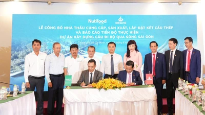 Nutifood công bố nhà thầu cung cấp, sản xuất và lắp đặt kết cấu thép cho dự án cầu đi bộ qua sông Sài Gòn 