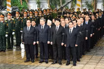 Lãnh đạo Đảng, Nhà nước viếng nguyên Chủ tịch nước Trần Đức Lương