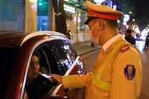 Phạt lao động công ích khi vi phạm giao thông: Phạt ai, ai phạt?