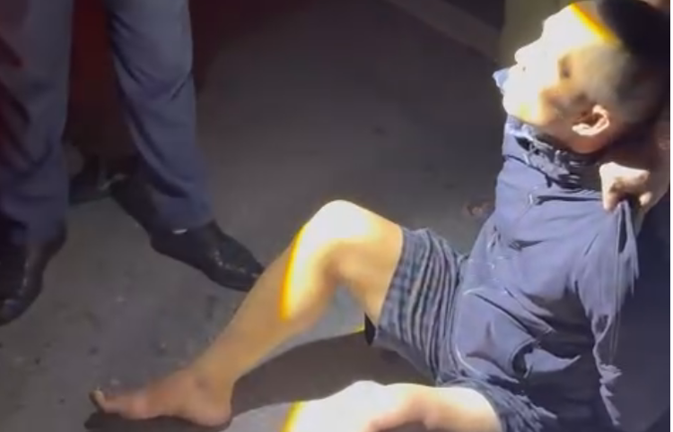 Công an xã Mao Điền bắt quả tang đối tượng Vũ Xuân D. capture-9322.png