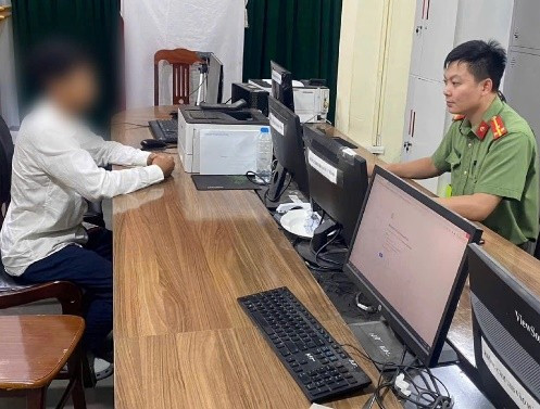 Người đàn ông tại cơ quan Công an. 5.jpg